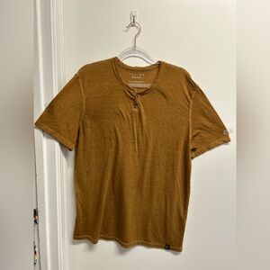 Lucky Brand Men's Gold Short Sleeve Henley